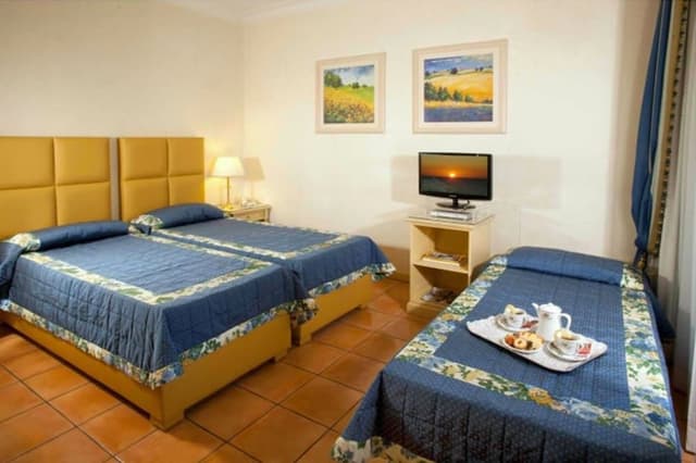 Triple Room, Patio