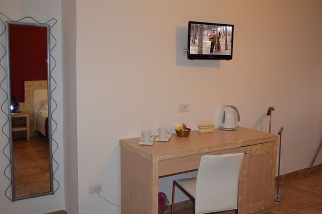 Double or Twin Room (Amaranto)