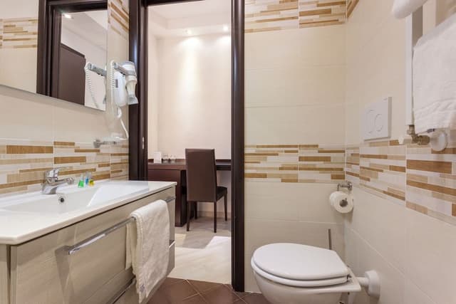 Comfort Triple Room, Balcony, Corner