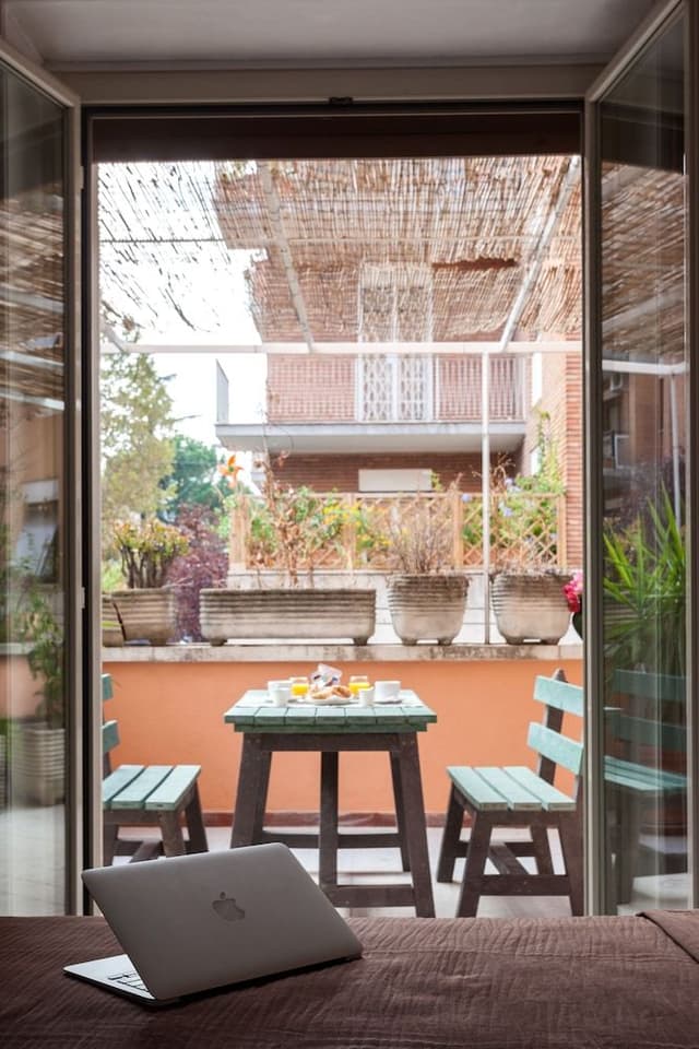 Comfort Triple Room, Balcony, Corner