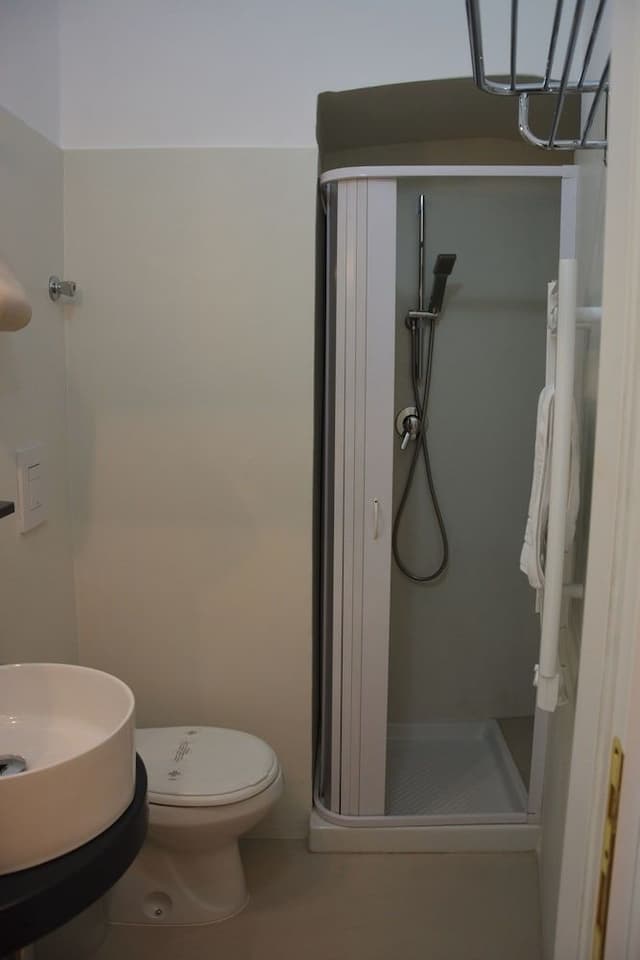 Standard Double or Twin Room, Private Bathroom