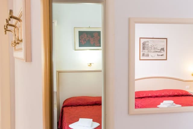 Family Room, Connecting Rooms