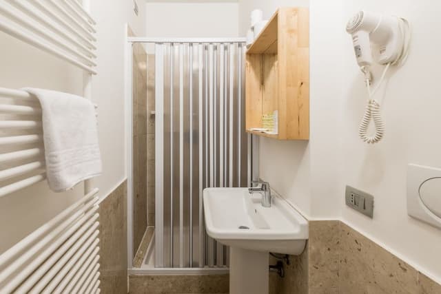 Superior Double or Twin Room, Ensuite (Guglielmo Marconi)