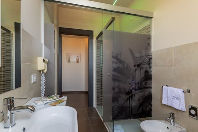 Romantic Studio Suite, 1 Queen Bed, Sauna, Sea View