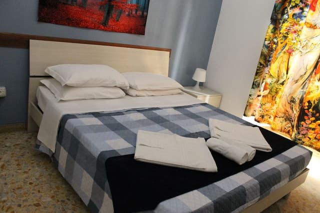 Basic Double Room, 1 Bedroom, Shared Bathroom
