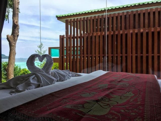 Ocean Pool Villa