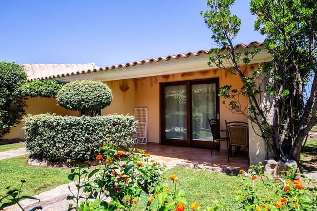 Family Room, Connecting Rooms, Garden View