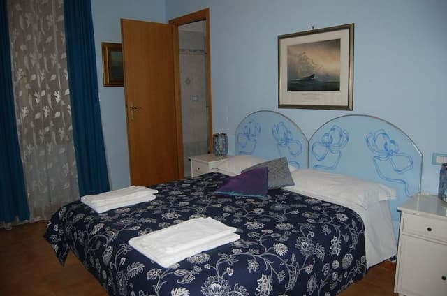 Standard Double Room, Ensuite