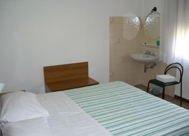 Double or Twin Room, Shared Bathroom