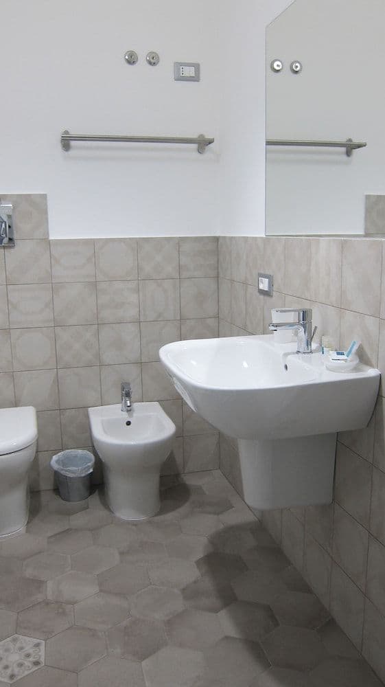 Family Suite, Private Bathroom