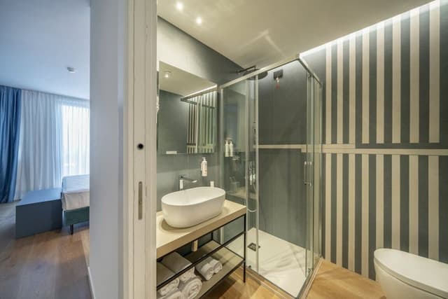 Deluxe Triple Room, Non Smoking, City View