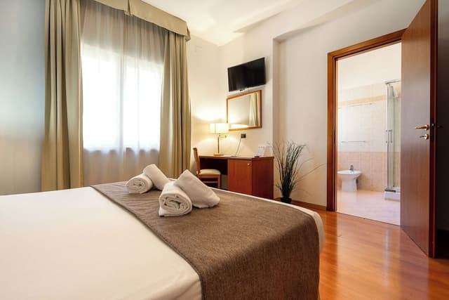Classic Double Room