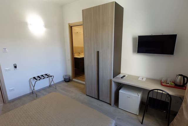 Classic Room, 1 Queen Bed, Garden View