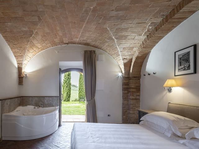 Deluxe Double Room, Jetted Tub
