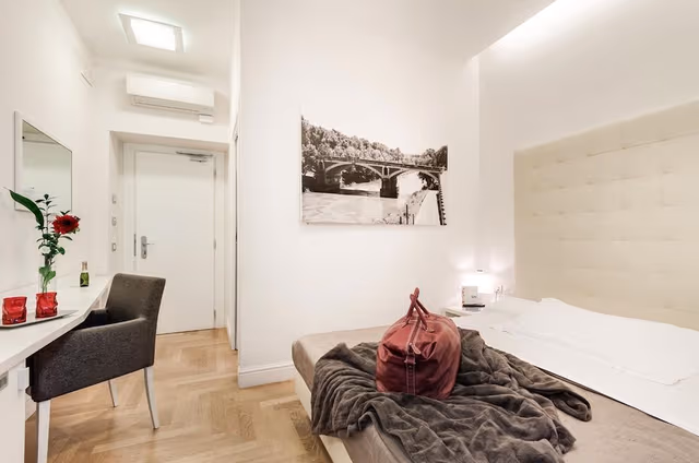 Economy Double Room (Breakfast at Navona Street Hotel)