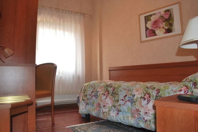 Economy Single Room