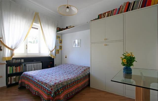 Double Room (External Bathroom)