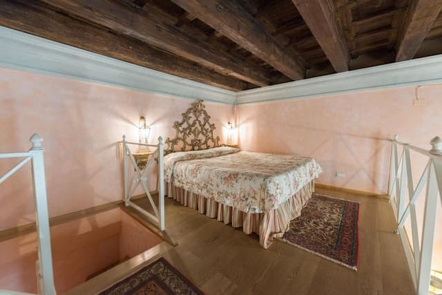 Classic Double Room, Courtyard View