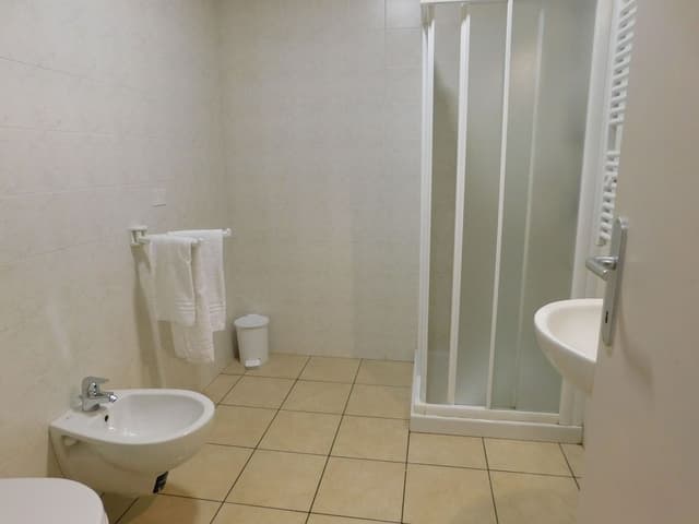Apartment, 2 Bedrooms, Bathtub