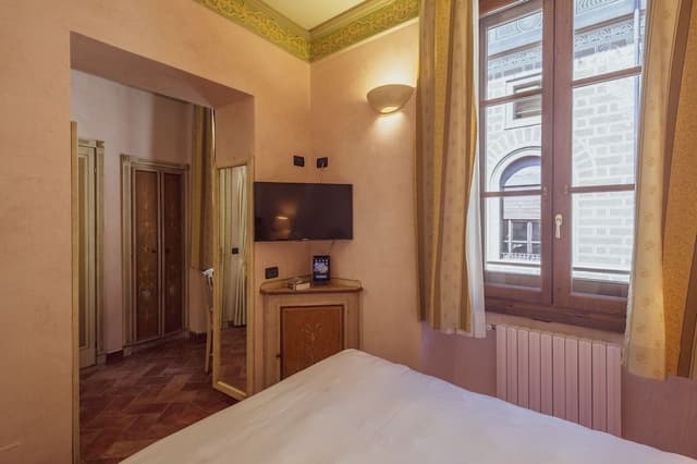Double Room (Small)