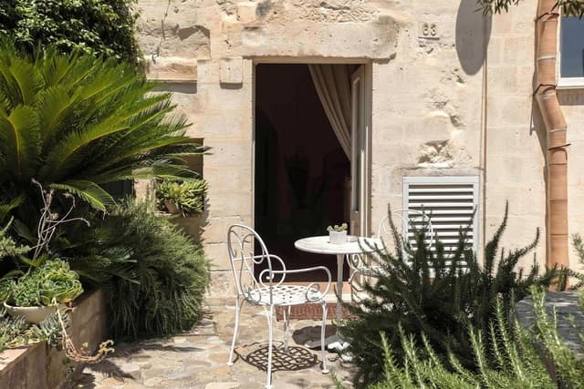 Grotta Superior Patio