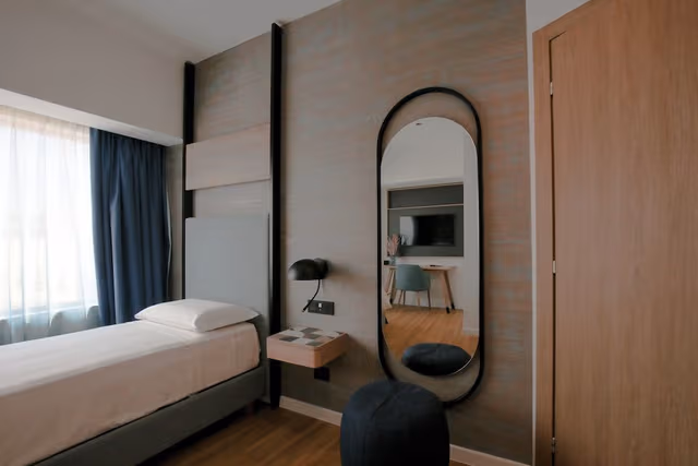 Junior Studio Suite, 1 Double or 2 Twin Beds, Non Smoking, City View