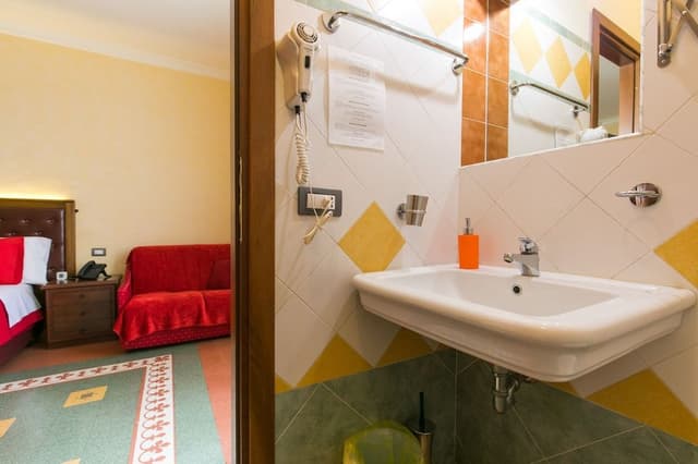 Superior Double Room, 1 Double or 2 Twin Beds, Ensuite, Tower