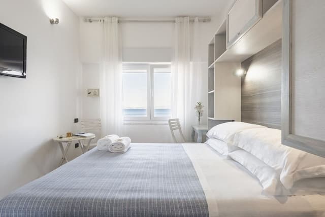 Family Duplex, Sea View