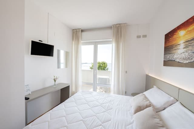Double Room, Lagoon View (Small)