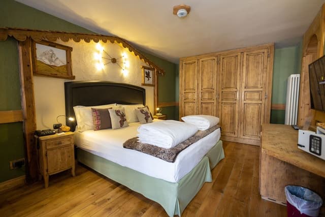 Junior Suite (SPA access)
