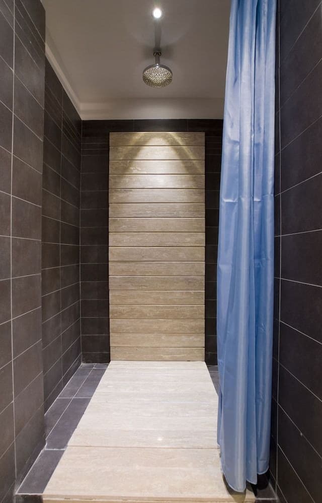 Suite (Armanda)