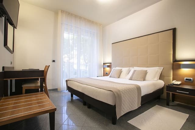Classic Double or Twin Room, Balcony