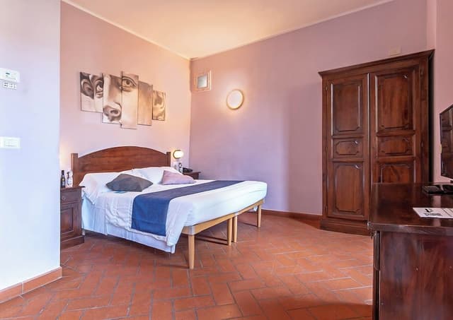 Double Room (Duomo lateral view)