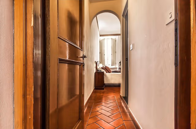 Double Room (Duomo lateral view)