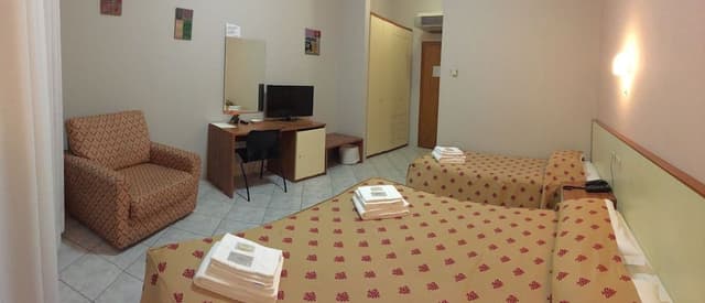 Triple Room