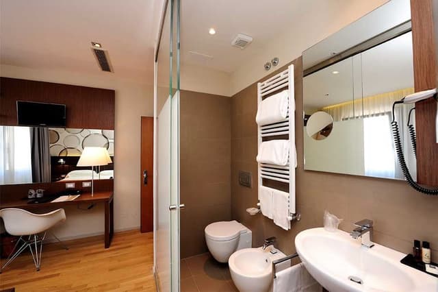 Design Double or Twin Room