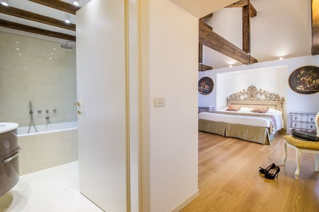 Deluxe Apartment, Canal View (Open Space)