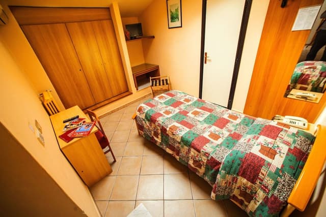 Single Room