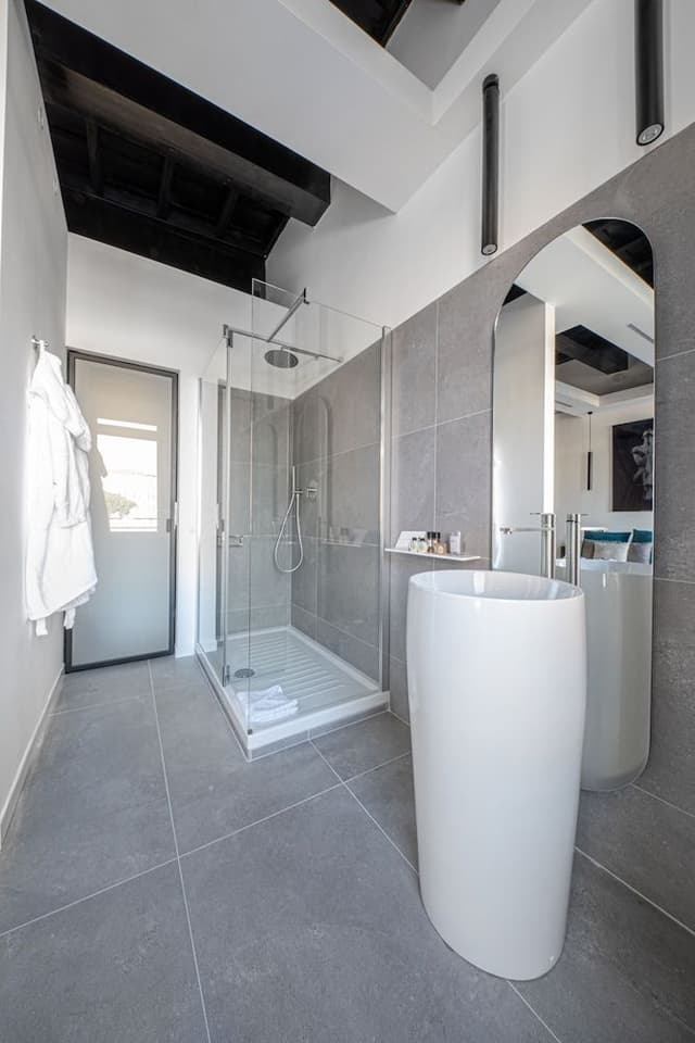 Deluxe Room, City View (1)