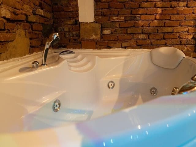 Luxury Suite, Hot Tub