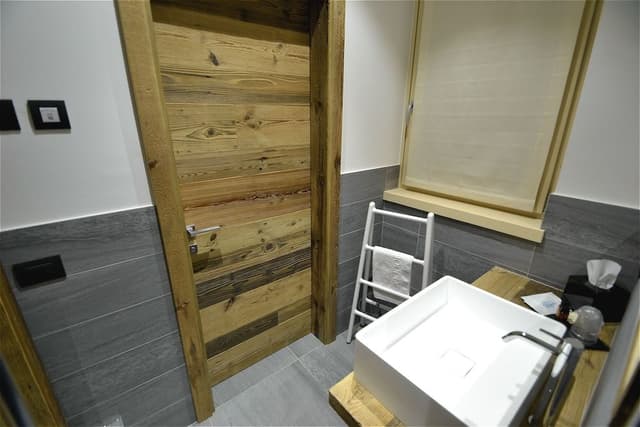 Junior Suite, Annex Building