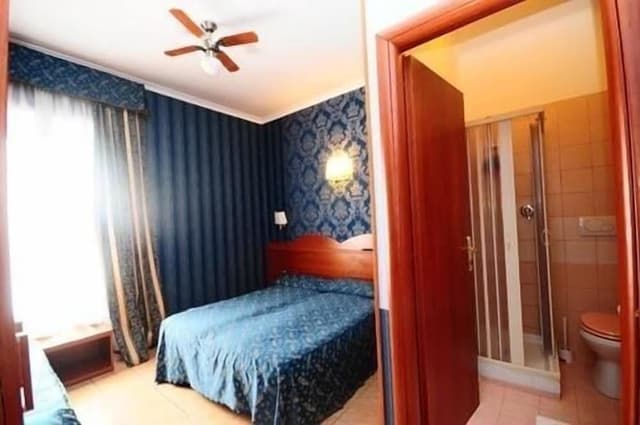 Double or Twin Room, Private Bathroom