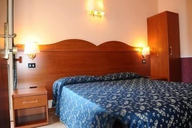 Double or Twin Room, Private Bathroom
