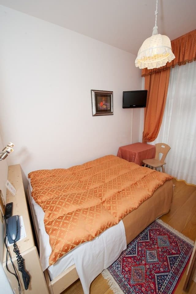Superior Single Room