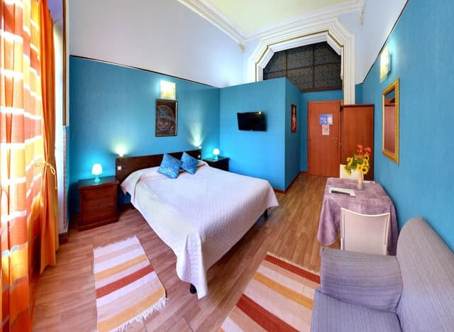 Double Room (Private External Bathroom)