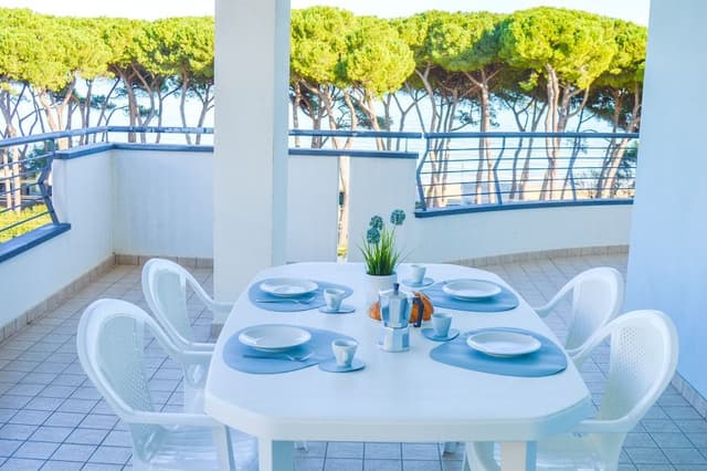 Exclusive Apartment, 1 Bedroom, Sea View, Oceanfront