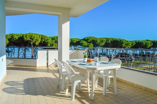 Exclusive Apartment, 2 Bedrooms, Sea View, Sea Facing