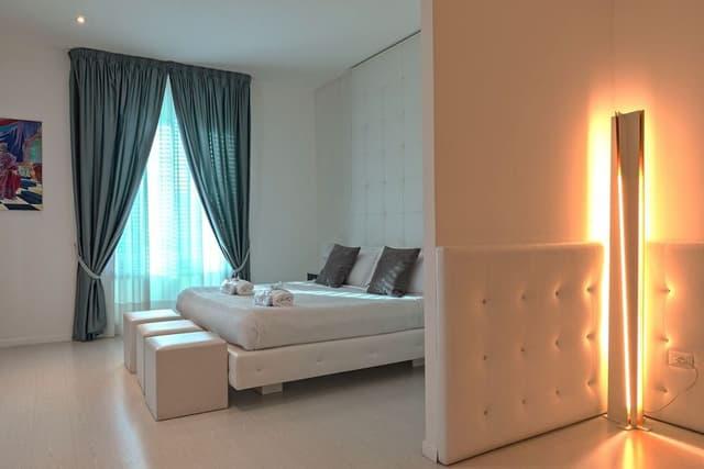 Honeymoon Suite, Balcony, City View