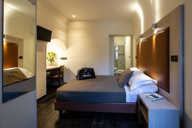 Basic Double Room