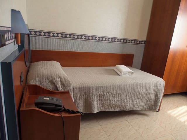Single Room, 1 Twin Bed, City View
